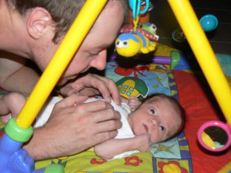 Attention Papa, maman nous prend en photo!!!